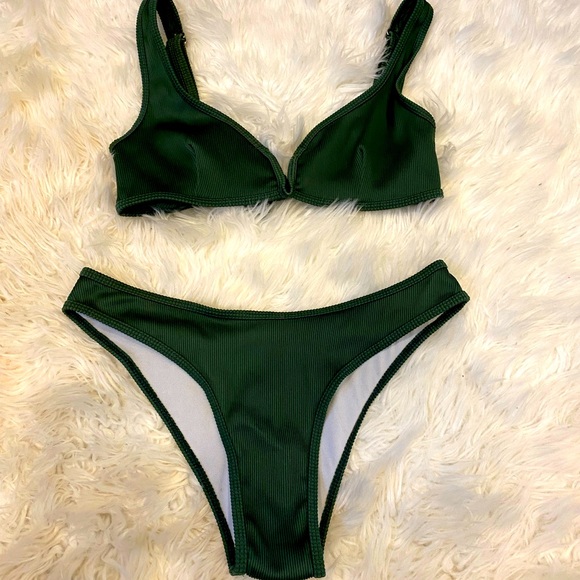 Zaful green bikini - Picture 1 of 3
